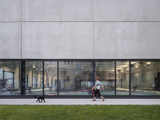 Sportbad am Rabet Modular Swimming Facility / gmp Architects - Exterior Photography, Concrete