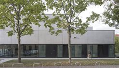 Sportbad am Rabet Modular Swimming Facility / gmp Architects