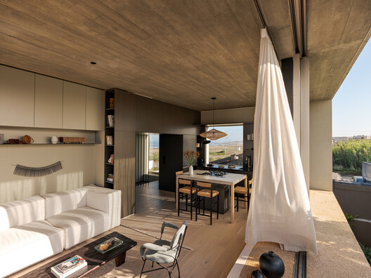 Casa Lavra  / WER Studio - Fotografía interior, Madera, Sillas