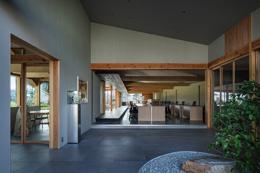 笠岛办公室 / PERMANENT Co., Ltd. + Atelier Nagara Architectural Design Office - 室内图, 厨房, 木头, 梁