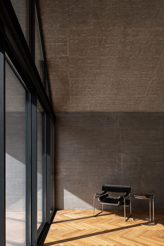 La Casa de Espinheira / Partner4Build - Fotografía interior, Madera, Concreto