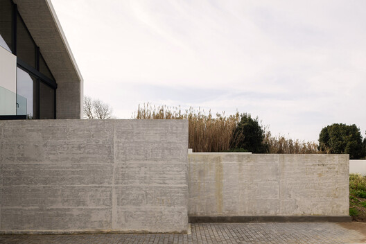 La Casa de Espinheira / Partner4Build - Imagen 18 de 30