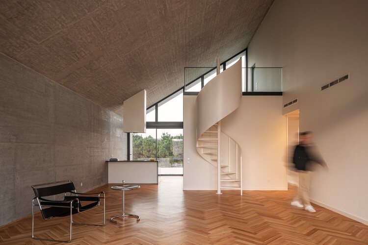 La Casa de Espinheira / Partner4Build - fotografía de interiores, cocina, madera, iluminación, escaleras, sillas, vidrio