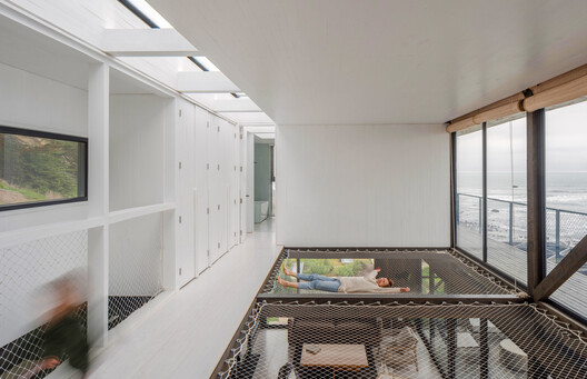 Casa Primeriza / Stanaćev Granados - Fotografía interior, Vidrio