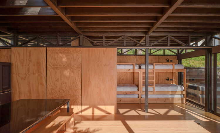 Pabellón Galeo / Stanaćev Granados - fotografía de interiores, madera, fijación de vigas