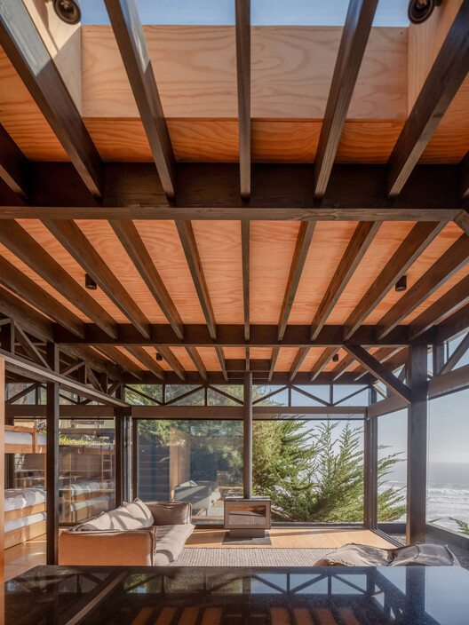 Pabellón Galeo / Stanaćev Granados - fotografía de interiores, madera, vigas fijas, terraza