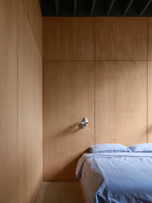 Spinone House / Jérôme Lapierre Architecte - Interior Photography, Bedroom, Wood, Closet, Bed