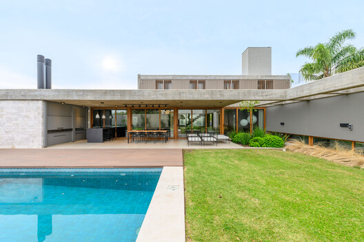 Casa G / Karlen + Clemente - Imagen 15 de 18