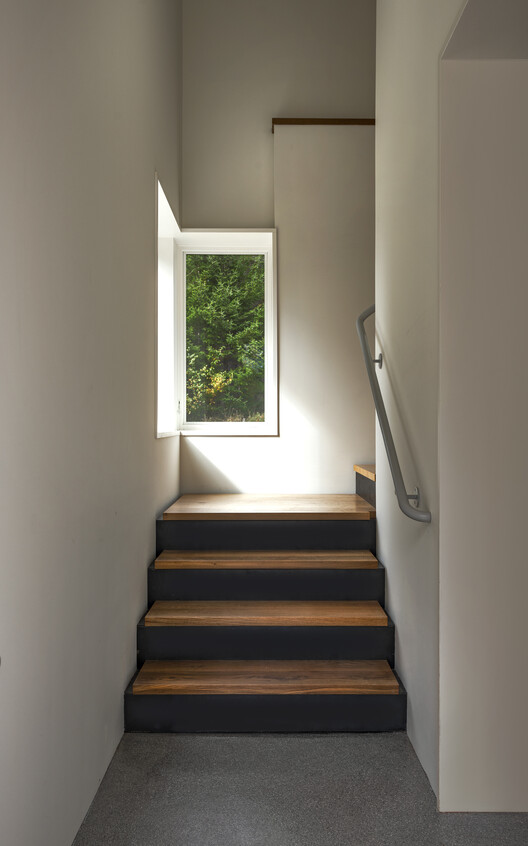 Studio-Workshop on a Hill / ElliottArchitects - Interior Photography, Stairs, Wood, Handrail
