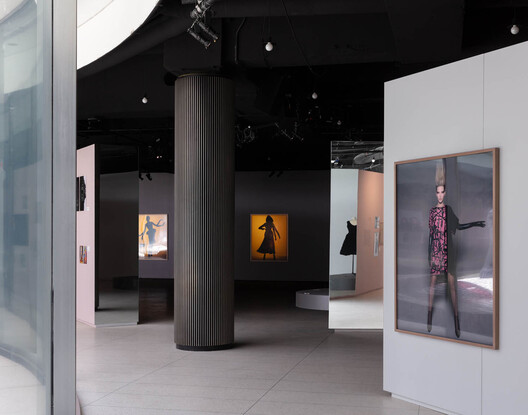 UBS HOC x Dior Exhibition / opng - Interior Photography, Lighting