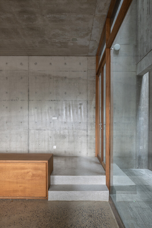 Casa Kam e Ly / HGAA + Jieun Jun + naïve practice + Taewon Park - Imagem 8 de 36