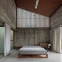 Vertical Tube House - Kam and Ly House / HGAA + Jieun Jun + naïve practice + Taewon Park - Interior Photography, Houses, Bedroom