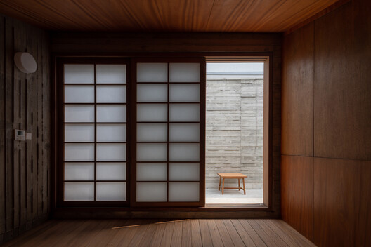 Casa Kam e Ly / HGAA + Jieun Jun + naïve practice + Taewon Park - Imagem 14 de 36