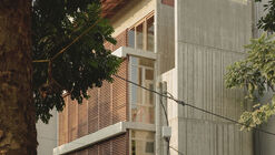 Vertical Tube House - Kam and Ly House / HGAA + Jieun Jun + naïve practice + Taewon Park