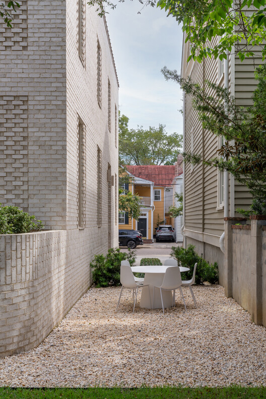 Radcliffe House / Boyd Architects Radcliffe House / Boyd Architects - Exterior Photography, Brick, Garden