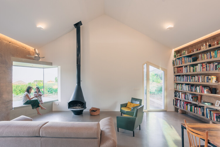 Casa Llanos / Pepa Diaz Arquitecta - fotografía de interiores, salón, iluminación, estanterías, sillas