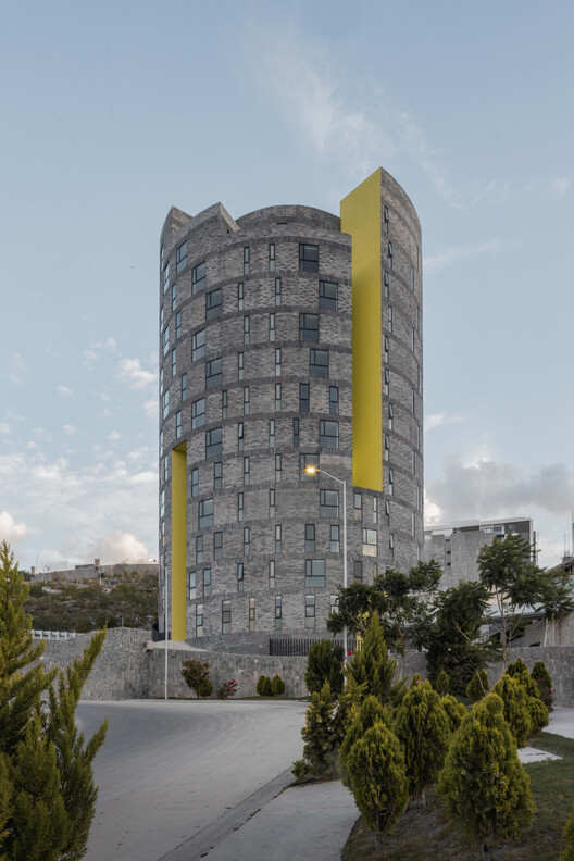 Torre Médica BonaDea / Juan Pablo Soto Arquitectos - Imagen 14 de 20