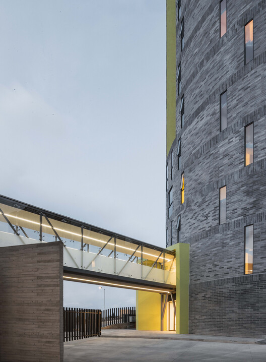 Edificio Médico BonaDea / Juan Pablo Soto Arquitectos - Fotografía Exterior