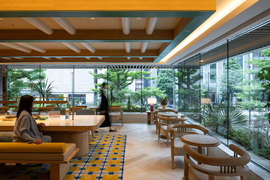 The Royal Park Hotel Ginza 6 chome / Mitsubishi Jisho Design - Interior Photography, Dining room, Table, Chair, Glass