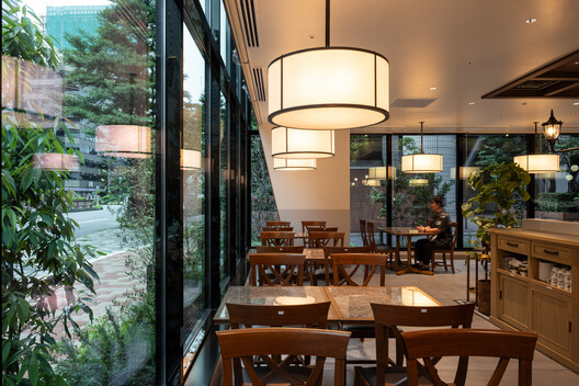 The Royal Park Hotel Ginza 6 chome / Mitsubishi Jisho Design - Interior Photography, Dining room, Table, Chair, Glass