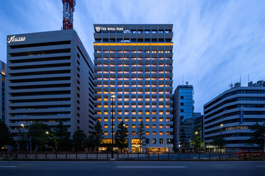 The Royal Park Hotel Ginza 6 chome / Mitsubishi Jisho Design - Exterior Photography