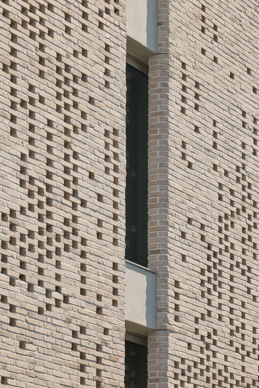 Cracker / NOMAL - Image 2 of 25