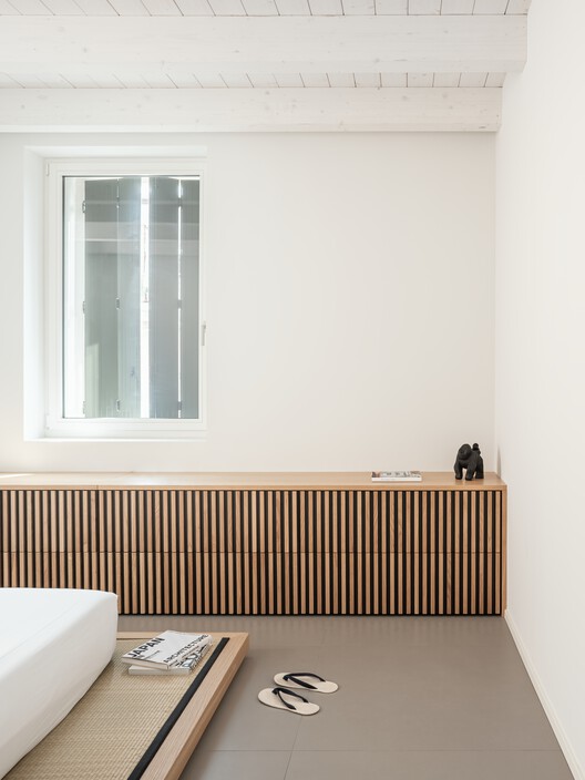 Palazzo Vittoria Building Renovation / CLAB Architettura Palazzo Vittoria Building Renovation / CLAB Architettura - Interior Photography, Bathroom, Wood