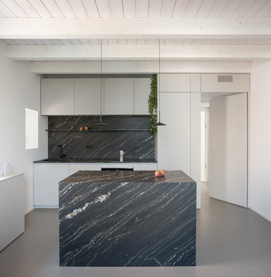 Palazzo Vittoria Building Renovation / CLAB Architettura Palazzo Vittoria Building Renovation / CLAB Architettura - Image 4 of 34