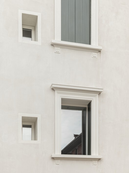 Palazzo Vittoria Building Renovation / CLAB Architettura Palazzo Vittoria Building Renovation / CLAB Architettura - Interior Photography, Concrete