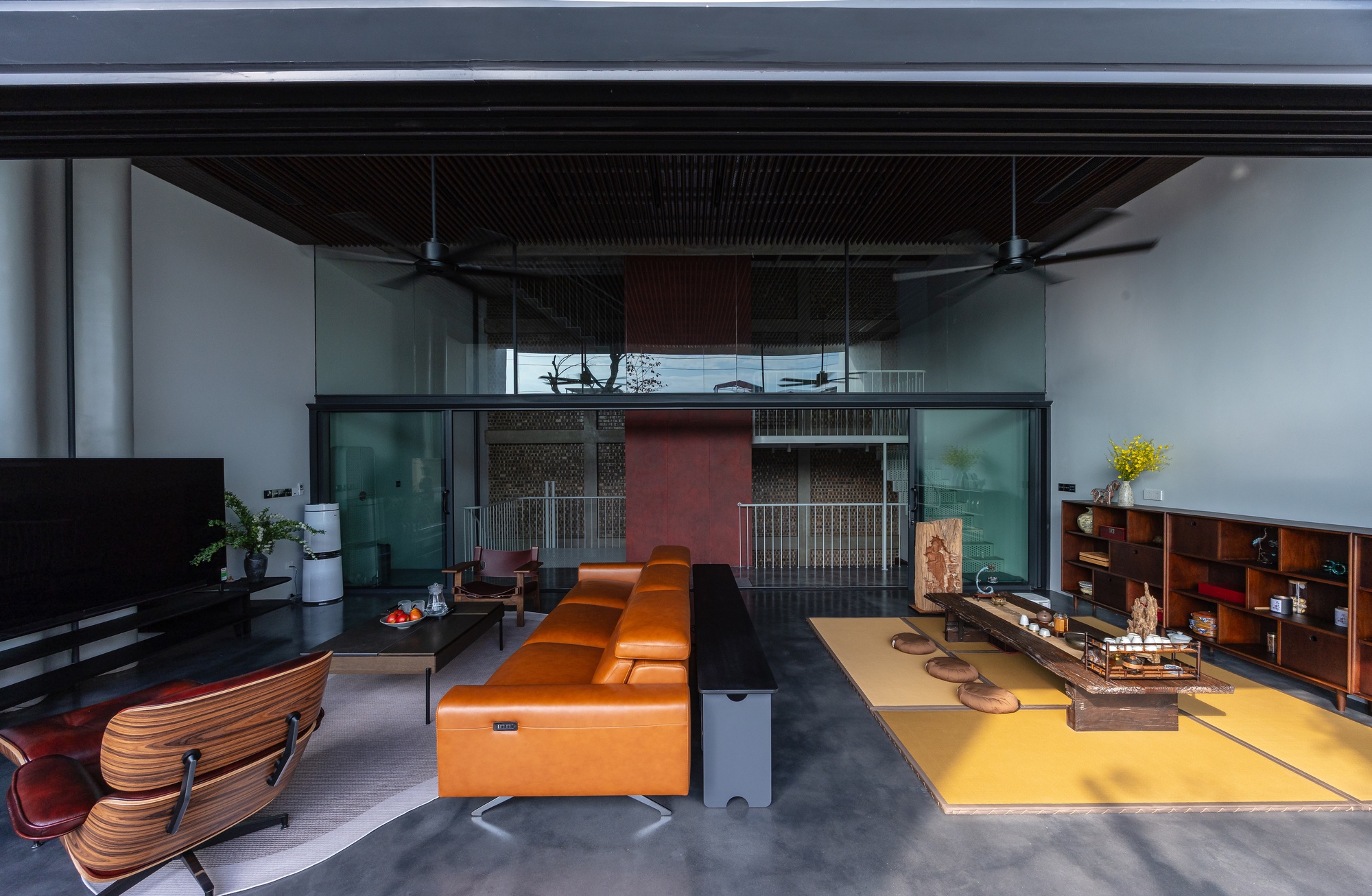 Gallery of HN08 House / TNT Architecture - 21