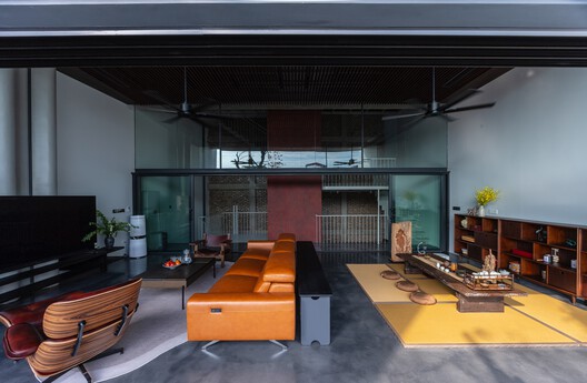 HN08 House / TNT Architecture - Interior Photography, Living Room, Lighting, Chair