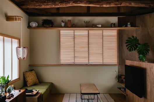 House in Akashi / Akio Isshiki Architects - Interior Photography, Wood, Lighting