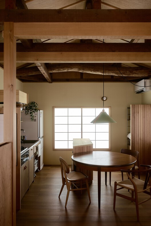 House in Akashi / Akio Isshiki Architects - Interior Photography, Dining room, Wood, Table, Lighting, Chair, Glass