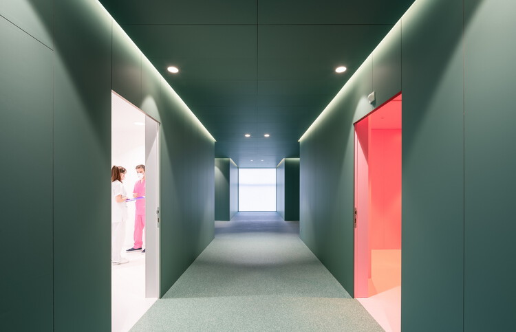 Servicio de Alergia del Hospital de Navarra / GVG Estudio + Vaillo-Irigaray y Asociados - Fotografía de interiores