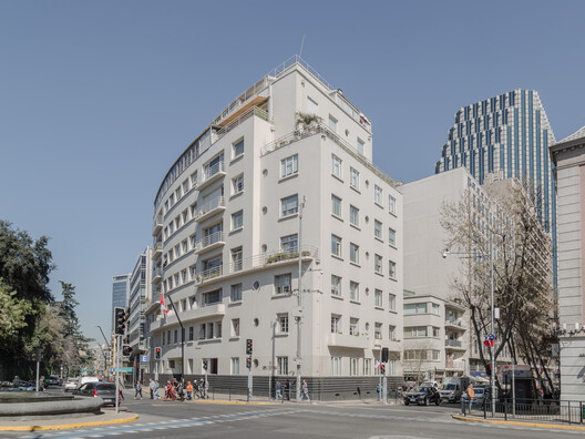 The Chilean Architecture Biennial Revives a Church Ruin as a Temporary Pavilion - Image 17 of 22