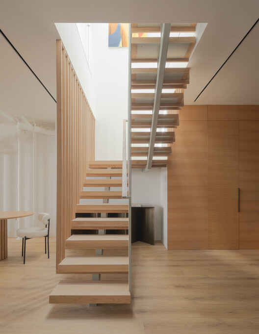 Wooster Penthouse / FORRM Architects Wooster Penthouse / FORRM Architects - Interior Photography, Stairs, Wood, Handrail