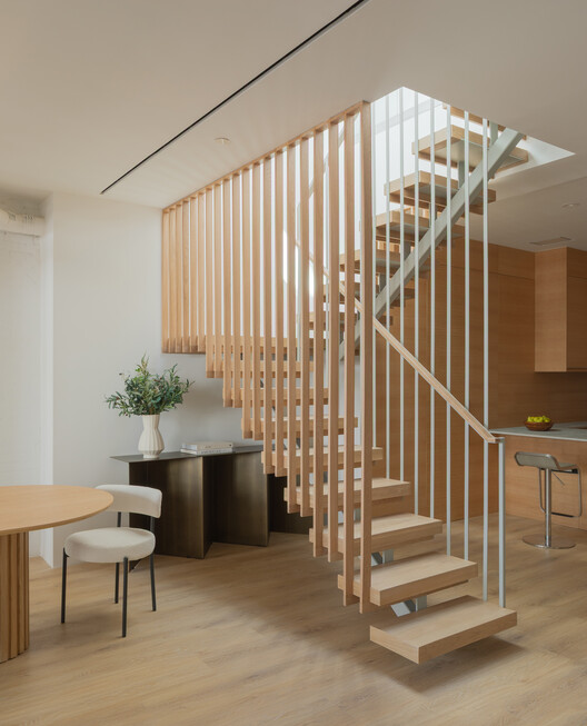 Wooster Penthouse / FORRM Architects Wooster Penthouse / FORRM Architects - Interior Photography, Wood, Stairs, Handrail