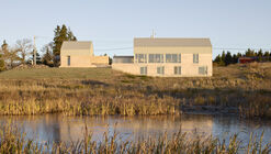 Lawrencetown House / Bishop McDowell