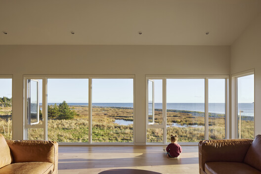 Lawrencetown House / Bishop McDowell Lawrencetown House / Bishop McDowell - Interior Photography, Wood, Glass, Chair