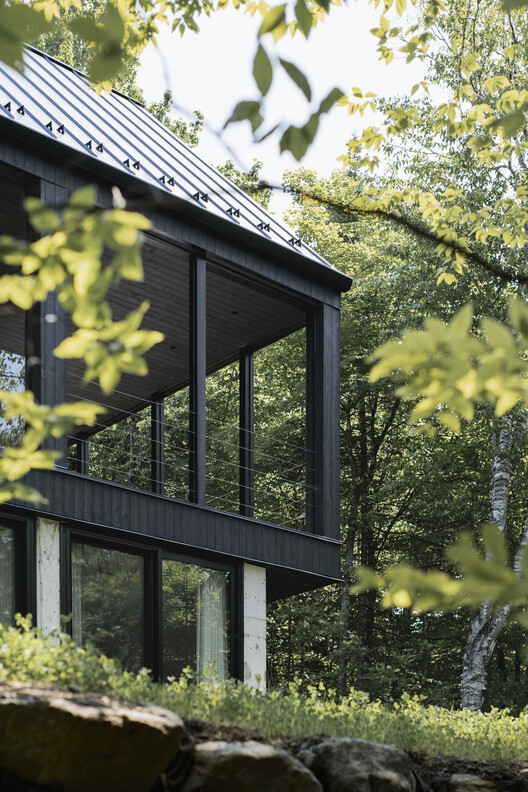 Lac Rougeaud Residence / DKA Lac Rougeaud Residence / DKA - Image 15 of 26