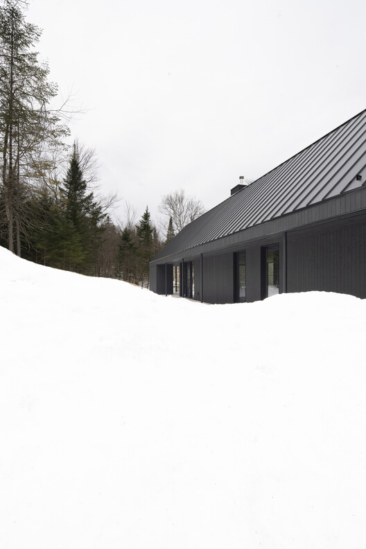 Lac Rougeaud Residence / DKA Lac Rougeaud Residence / DKA - Exterior Photography