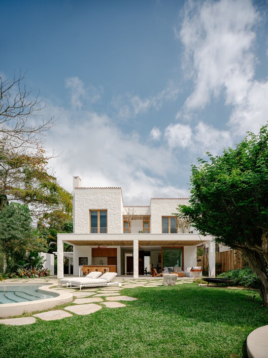 Casa Laranjeiras / Felipe Hess Arquitetos - Fotografía de exteriores, puertas, jardines, patios interiores, balcones