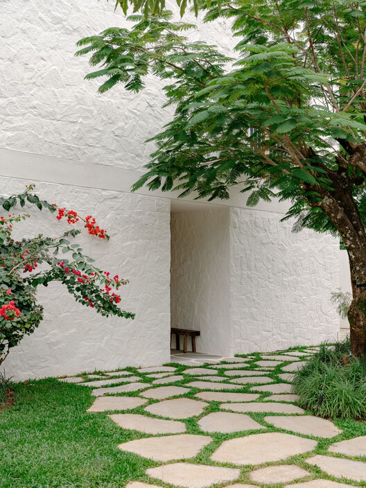 Casa Laranjeiras / Felipe Hess Arquitetos - Imagen 13 de 30