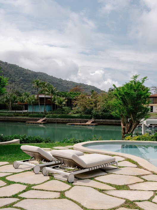 Casa Laranjeiras / Felipe Hess Arquitetos - Fotografía exterior