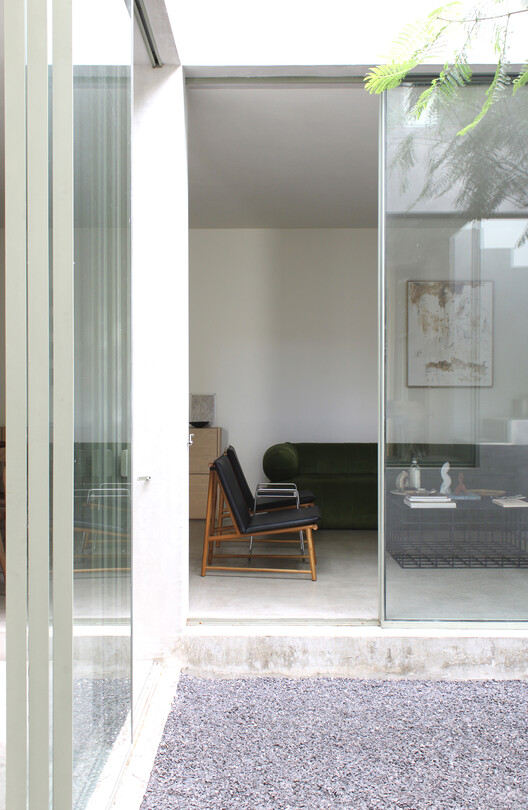 Casa Remedios / Landa Studio - Fotografía de interiores, madera, puertas, vidrio, hormigón