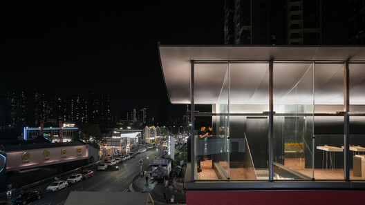 HE INTERACTION Community / PMT Partners HE INTERACTION Community / PMT Partners - Interior Photography, Glass