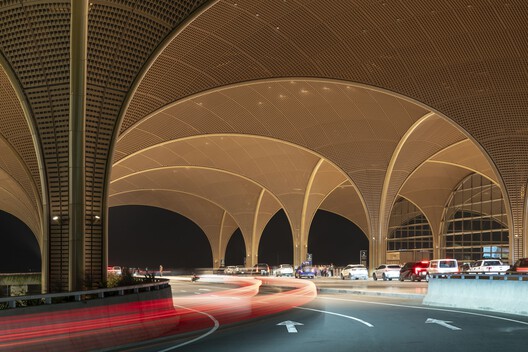 Aeropuerto Internacional Techo en Camboya / Foster + Partners - Imagen 5 de 30