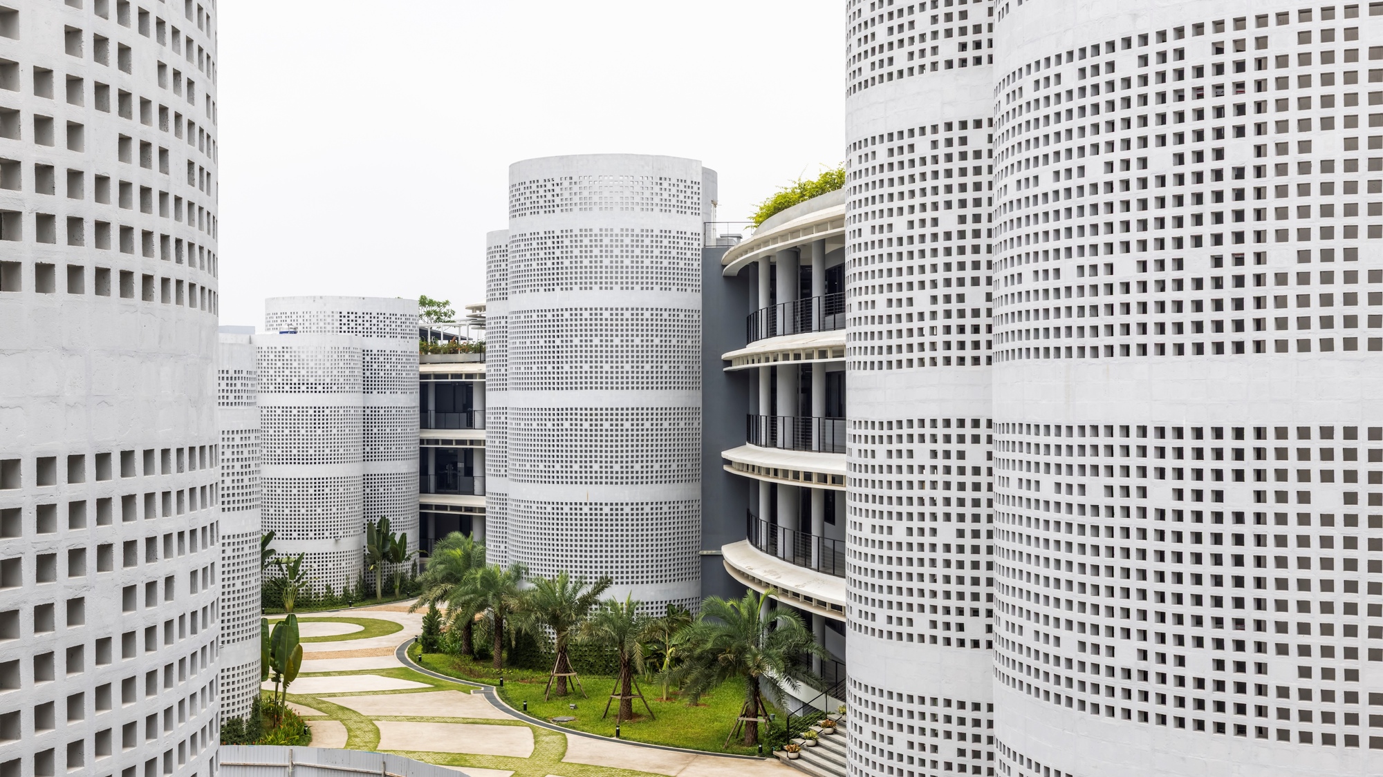 Infinity Village / G8A Architecture & Urban Planning