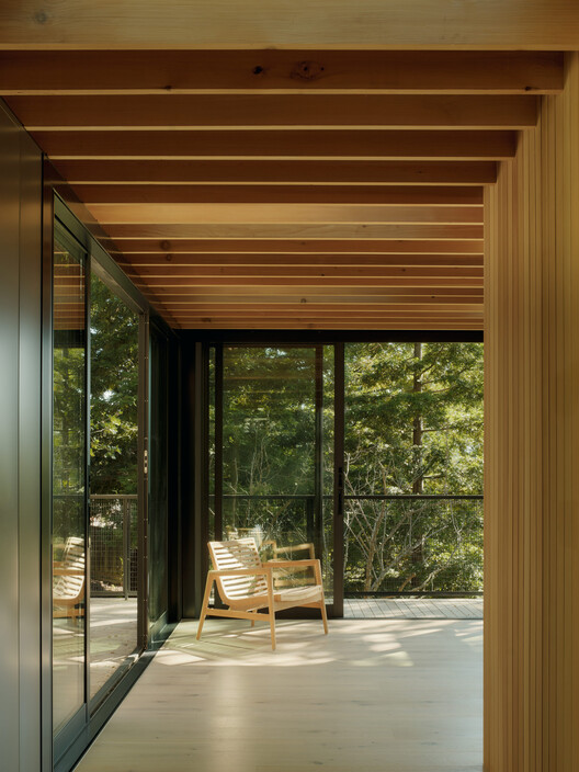 Pavilhão na Floresta de Carvalhos / Mork-Ulnes Architects  - Imagem 5 de 19