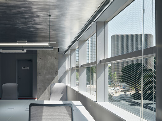 集英社 TOON FACTORY 办公室 – 二期 / GAMMA 建筑事务所 集英社 TOON FACTORY 办公室 – 二期 / GAMMA 建筑事务所 - 室内图, 玻璃